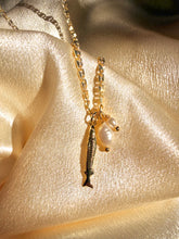 Load image into Gallery viewer, Small Sardine Necklace
