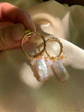Load image into Gallery viewer, Baroque Pearl Earrings
