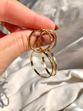 Load image into Gallery viewer, DOUBLE LINK HOOPS
